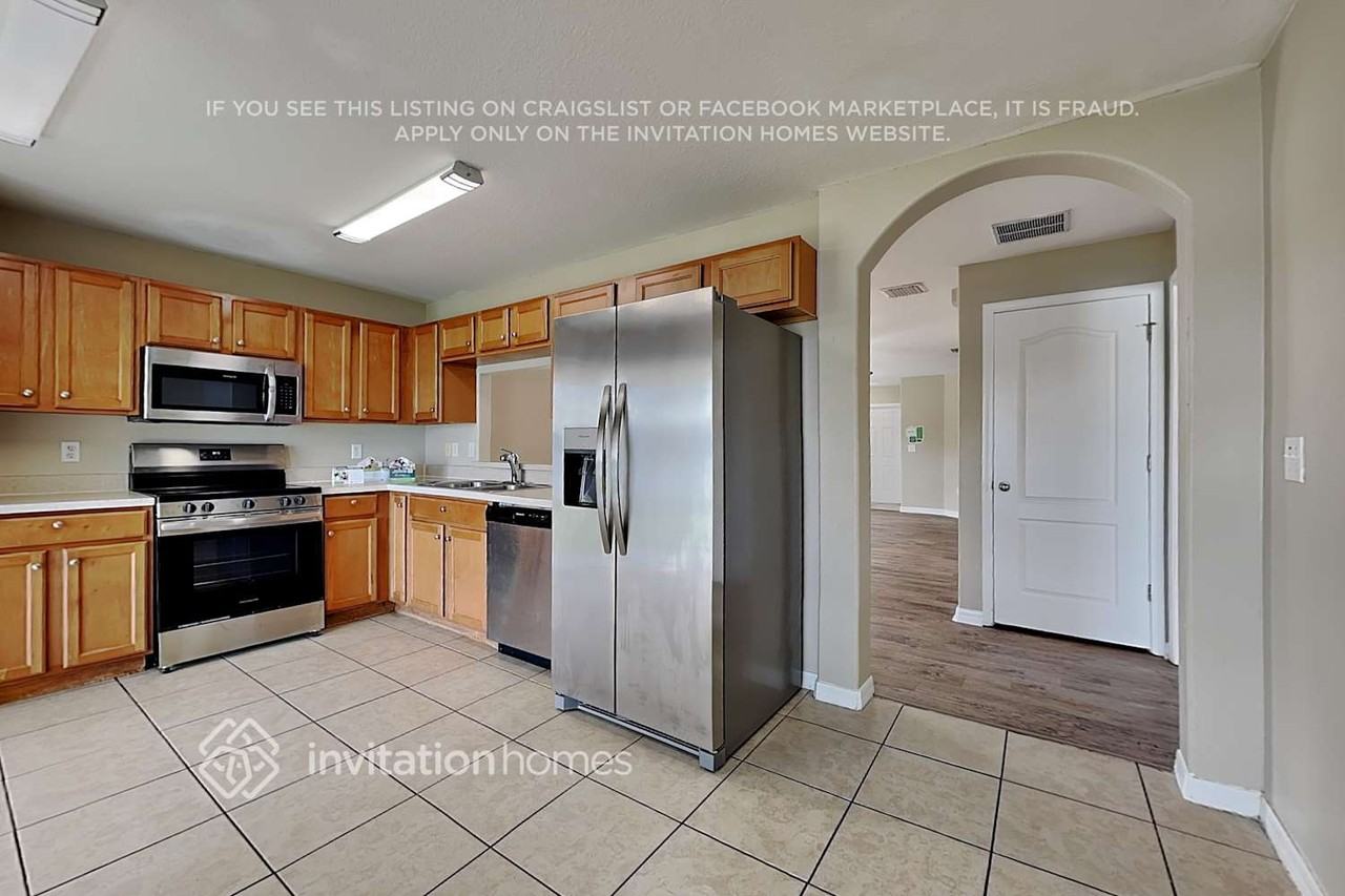 13519 Fladgate Mark Dr - Photo 6 of 19