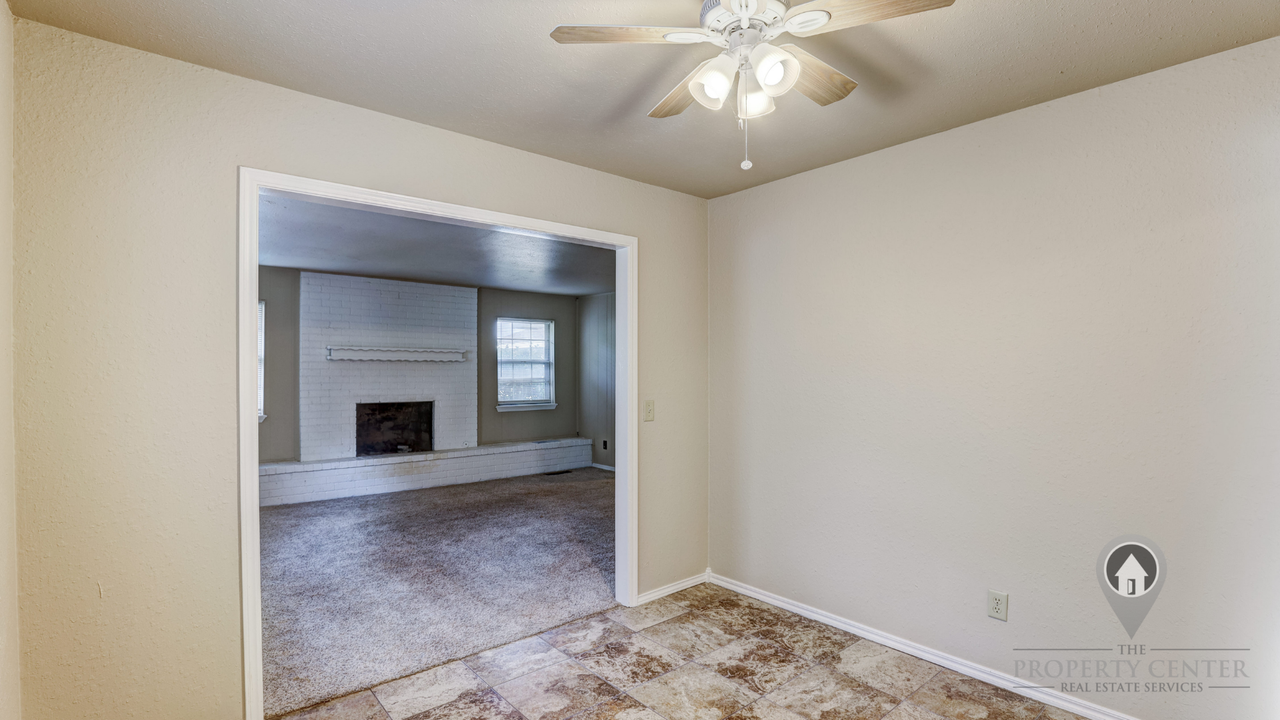 7507 Knight Lake Dr - Photo 4 of 16
