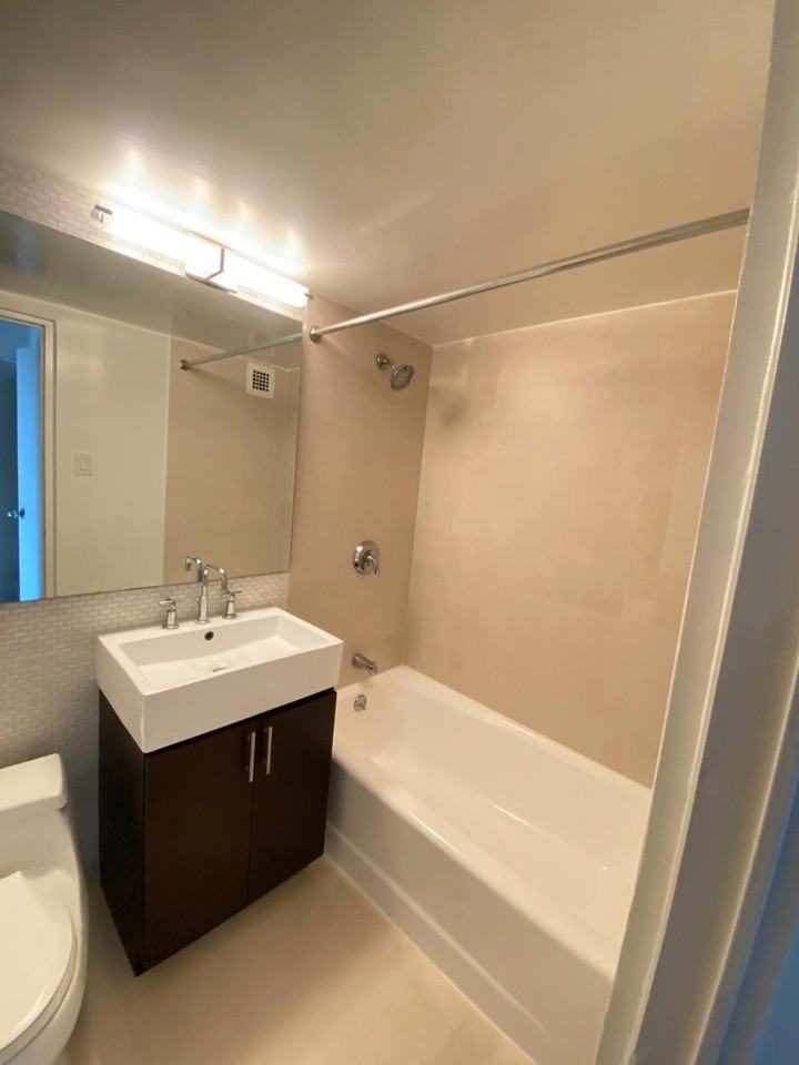 220 E 63rd St #2A - Photo 2 of 3