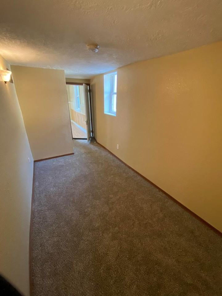 1328 E 3rd St - Photo 7 of 10