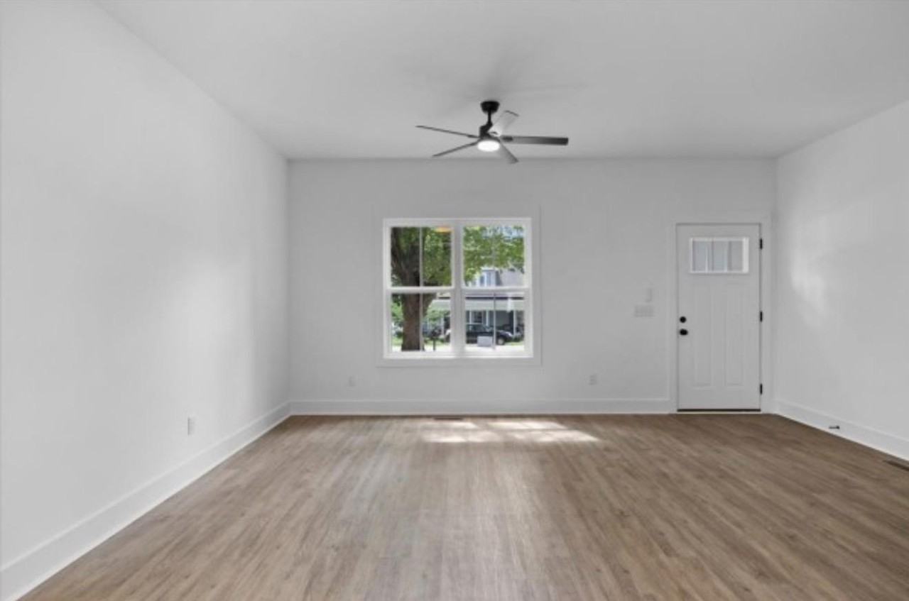 115 North St - Photo 3 of 10