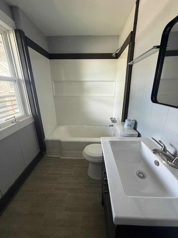 612 Cabell Dr - Photo 6 of 8