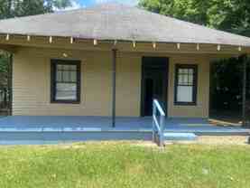 4007 Holly Ave - Photo 1 of 1