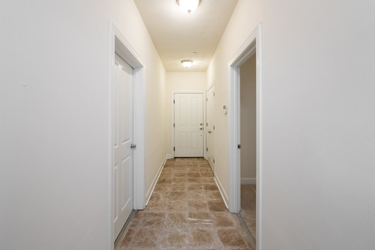 915 Colley Ave #A - Photo 3 of 46