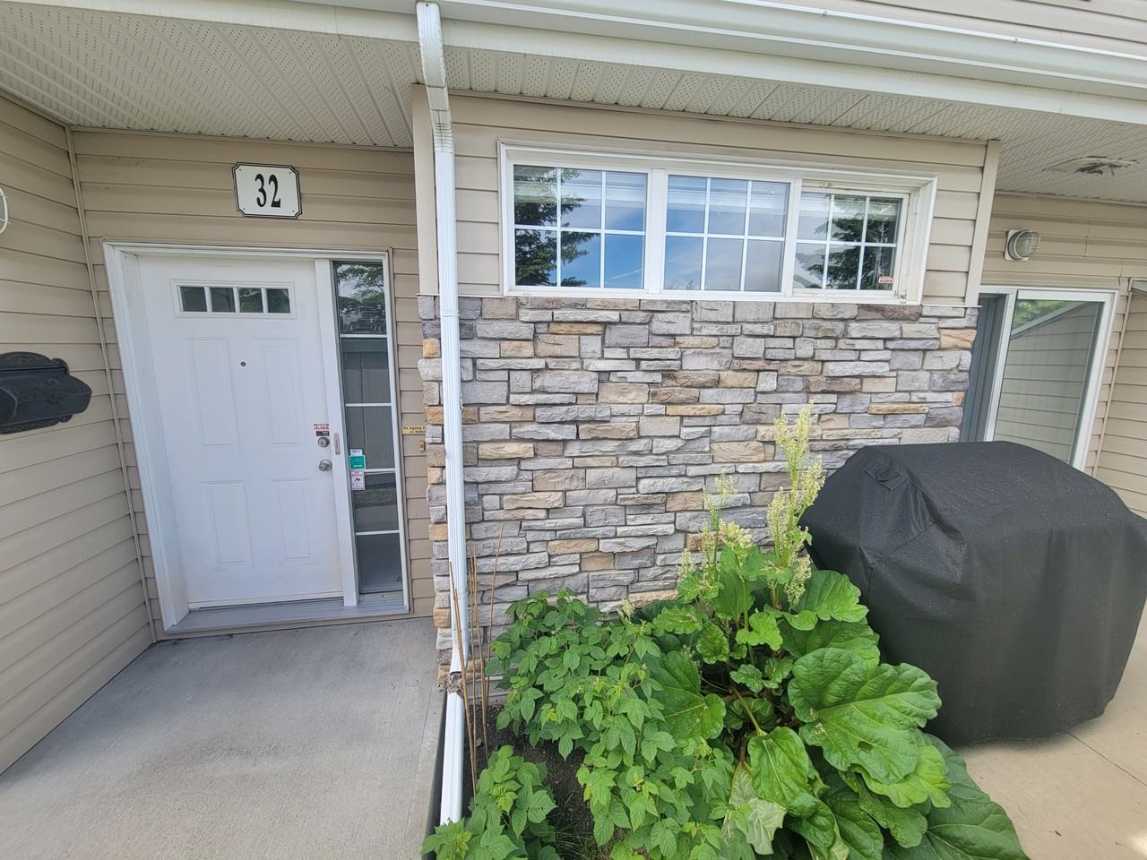 1179 Summerside Drive SW - #32 - Photo 2 of 14