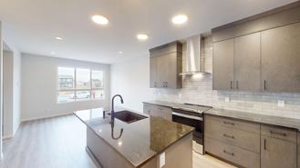 3399 41 St Se Uppr - Photo 1 of 1