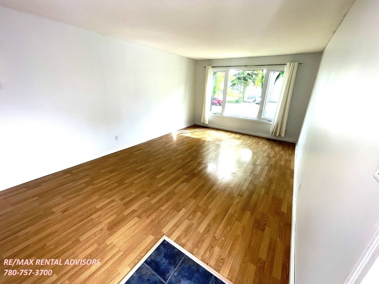 9720 152 St Nw - Photo 5 of 25