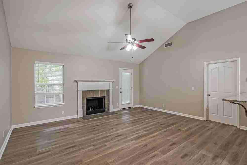 1339 Mac Duff Dr - Photo 3 of 16