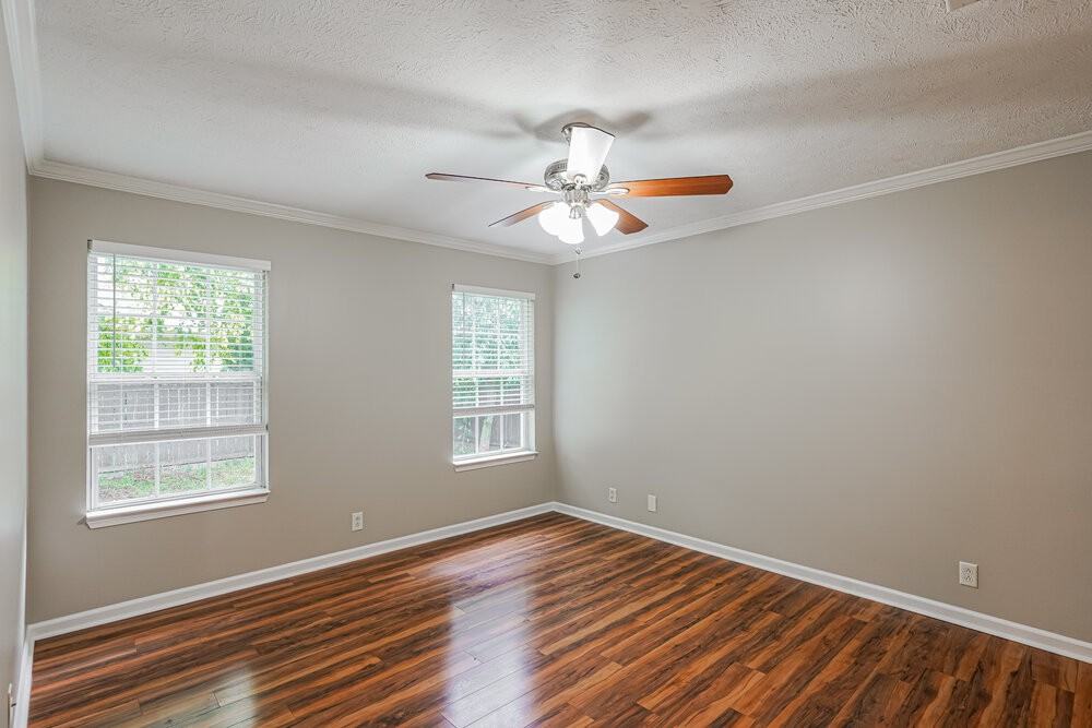 1339 Mac Duff Dr - Photo 4 of 16