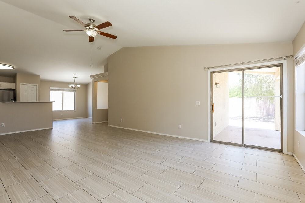 2460 W Tanner Ranch Rd - Photo 4 of 16