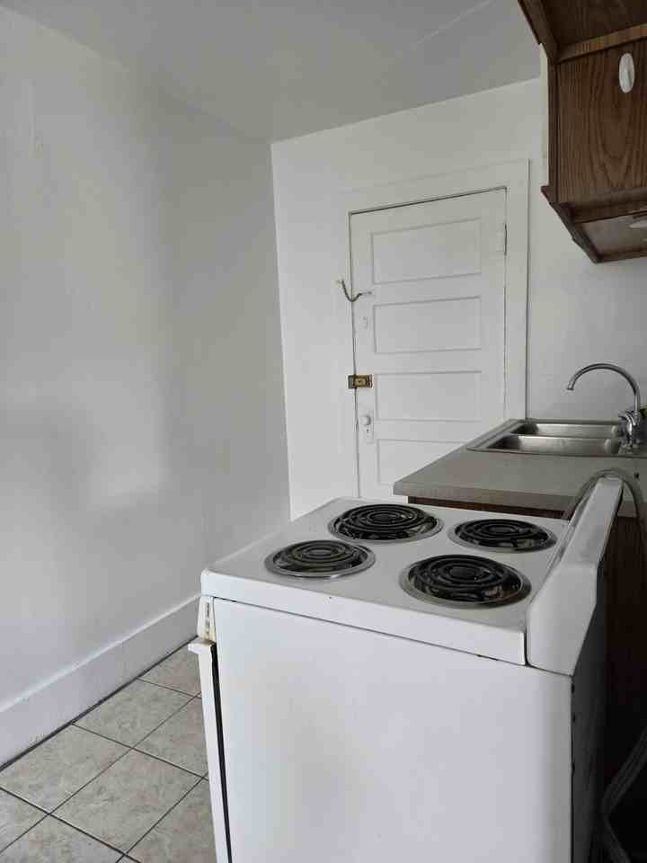 2820 3rd Ave S #2820 - Photo 5 of 9