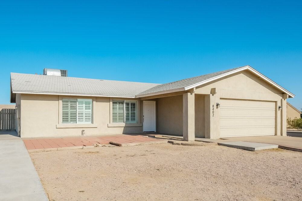 8402 S 15th Way - Photo 3 of 16