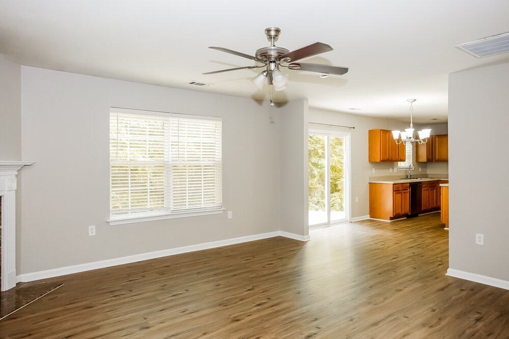 14130 Waterlyn Dr - Photo 6 of 17