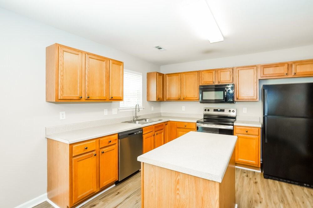 14130 Waterlyn Dr - Photo 7 of 17