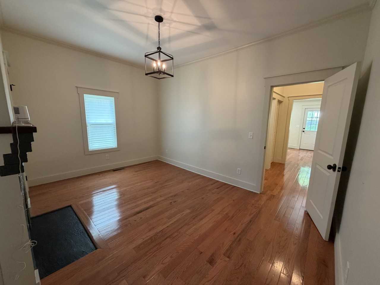710 Carson St #1 - Photo 7 of 19