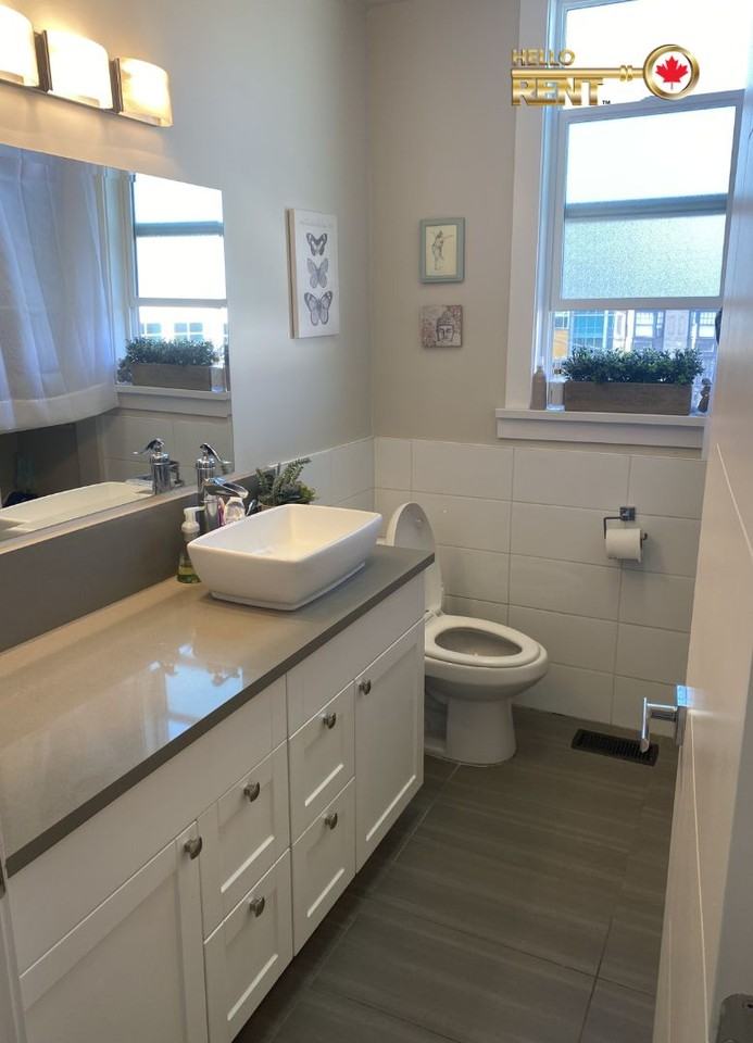 130 Lonsdale Avenue #102 - Photo 5 of 7