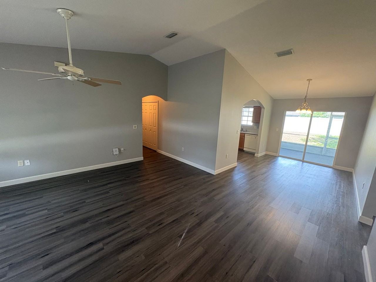 4950 Marsh Harbor Dr - Photo 3 of 18