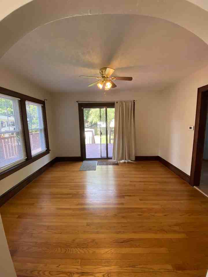 724 6th St #1 - Photo 7 of 21