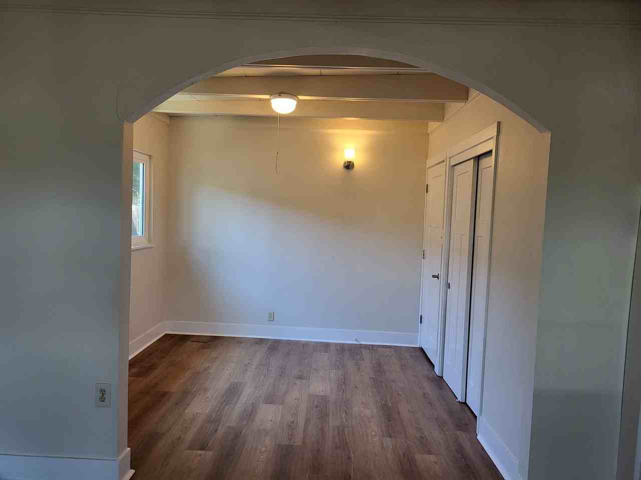 300 Utah St - Photo 5 of 34