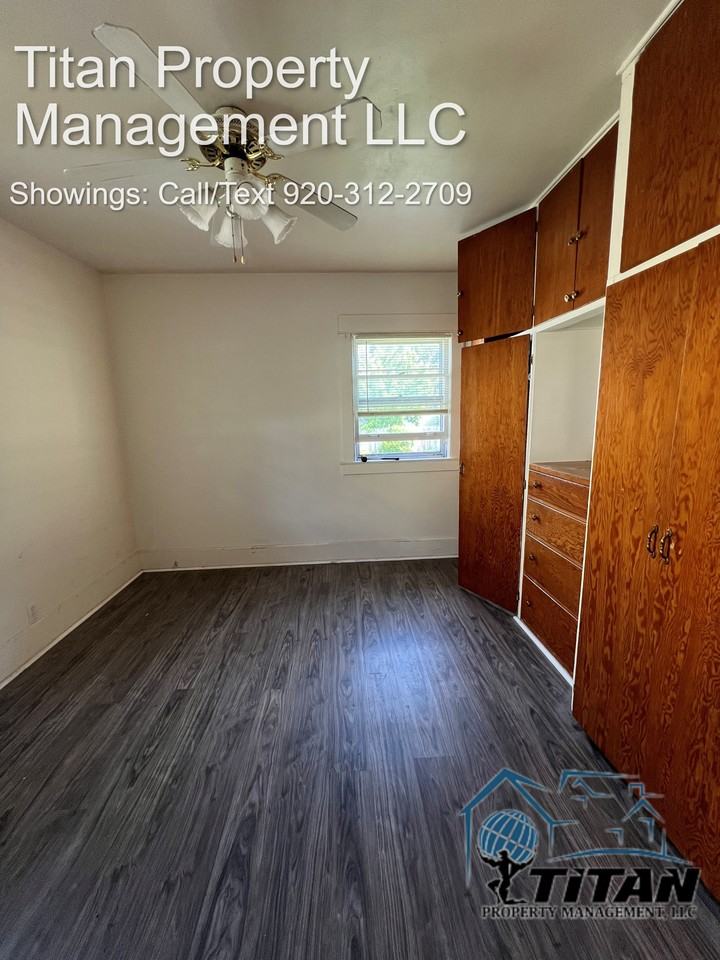 113 Ledgeview Ave #1 - Photo 2 of 7