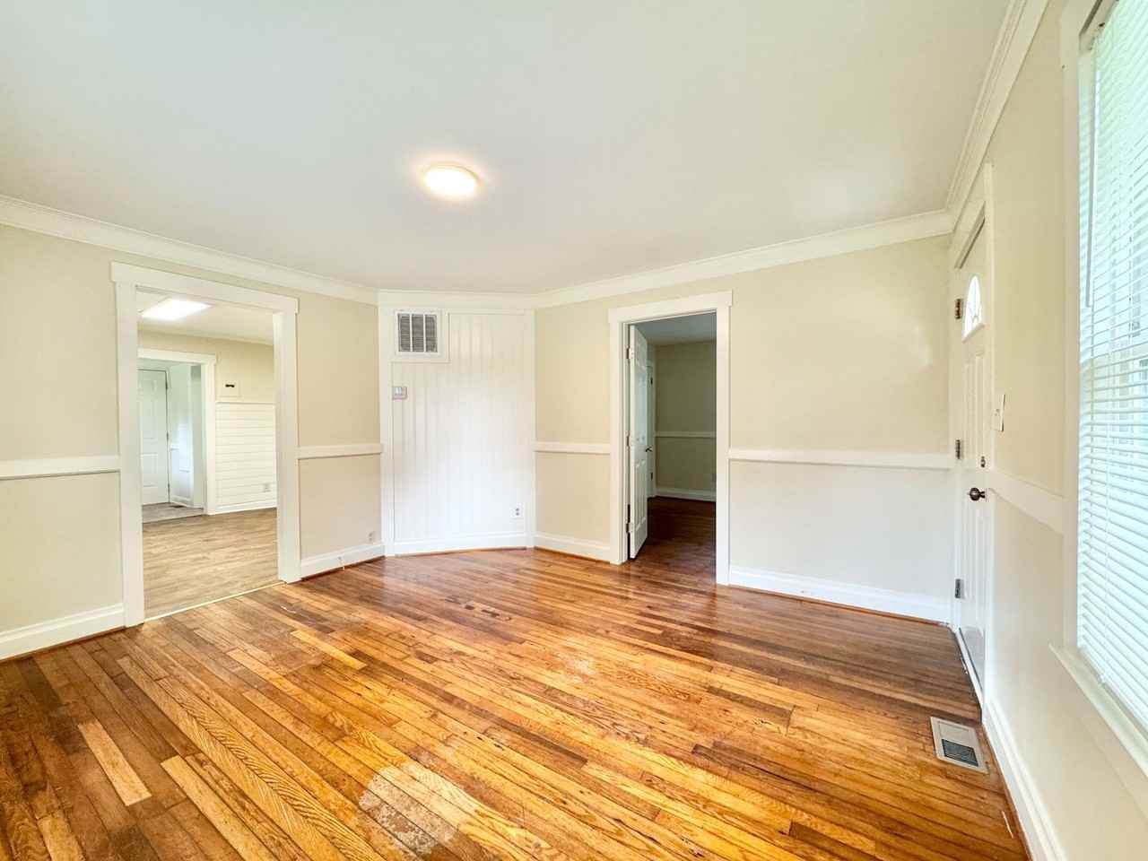 3612 Temple St - Photo 3 of 18