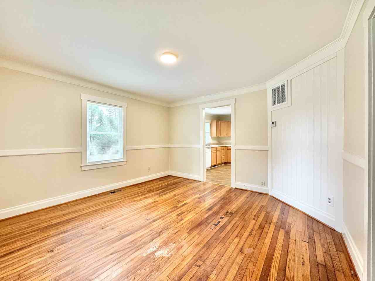 3612 Temple St - Photo 4 of 18