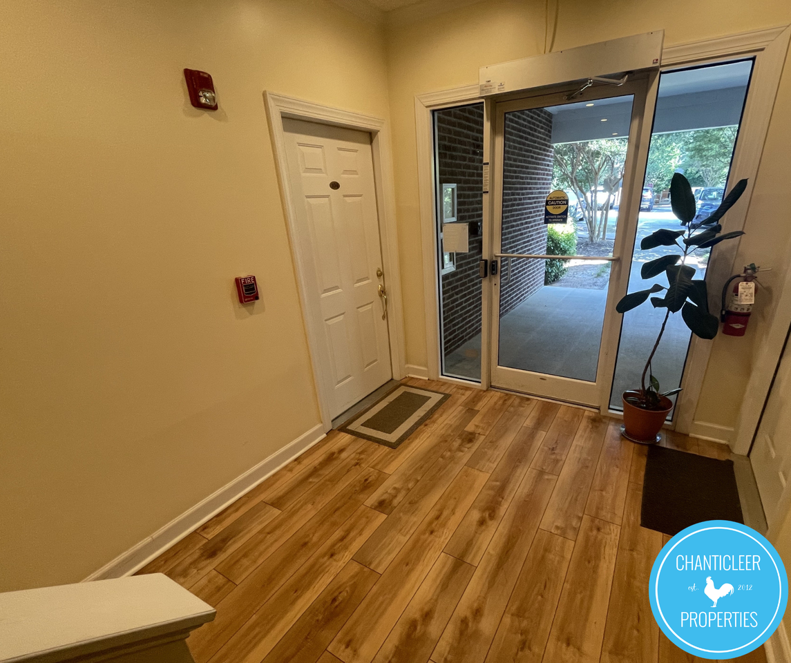 701 Copperline Drive - 1Unit 303 #1 - Photo 2 of 18
