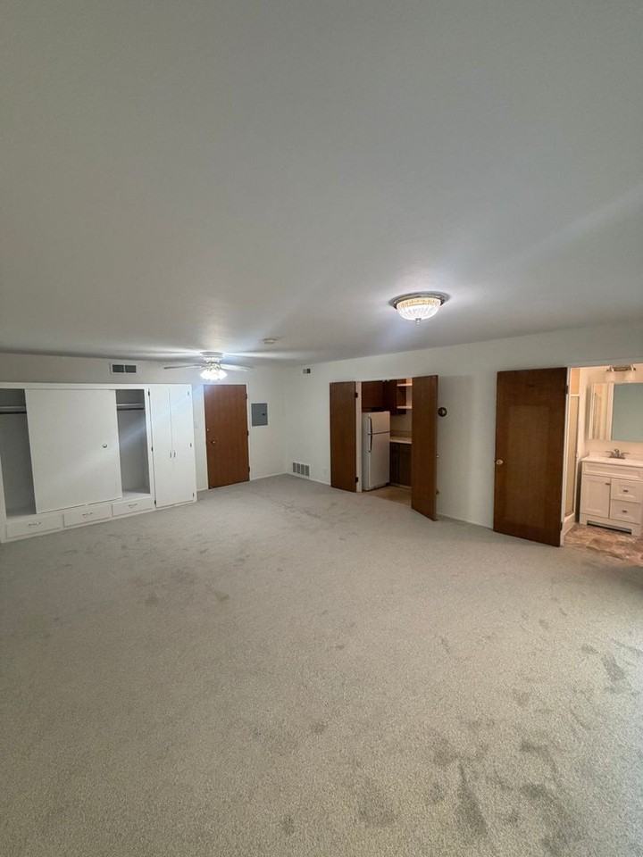 1400 San Carlos Ave #5A - Photo 5 of 8