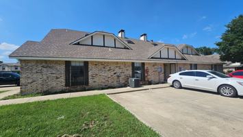 featured image of 544 E Windsor Dr