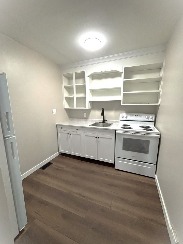 721/723 Devine St #1 - Photo 5 of 9