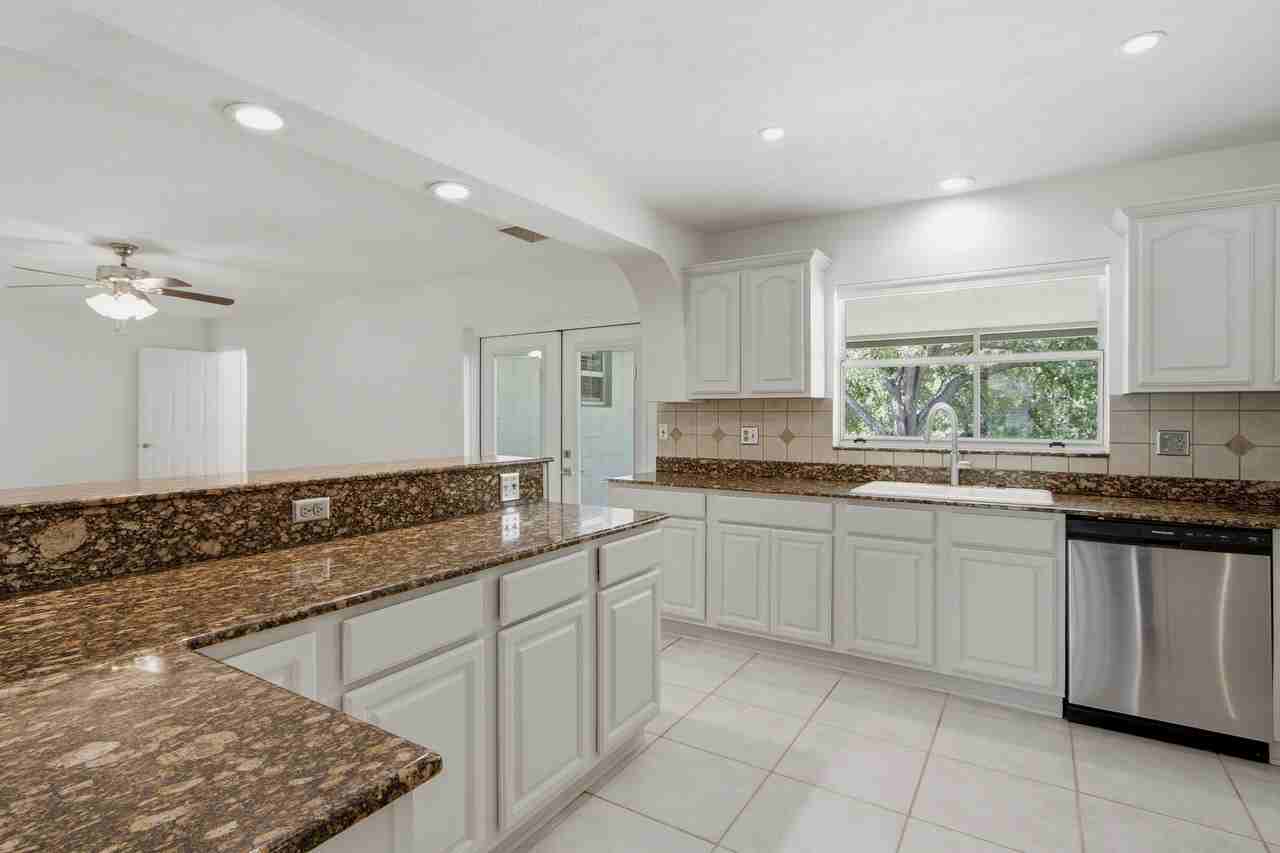 2028 Sussex Road Winter Park #1 - Photo 7 of 22