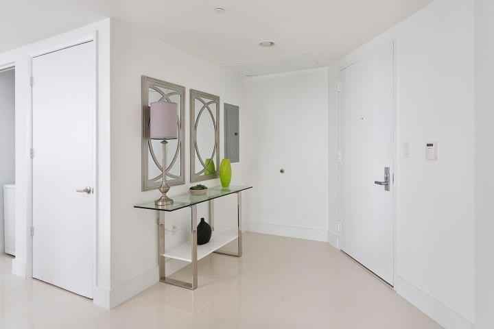 495 Brickell Ave #4010 - Photo 3 of 28