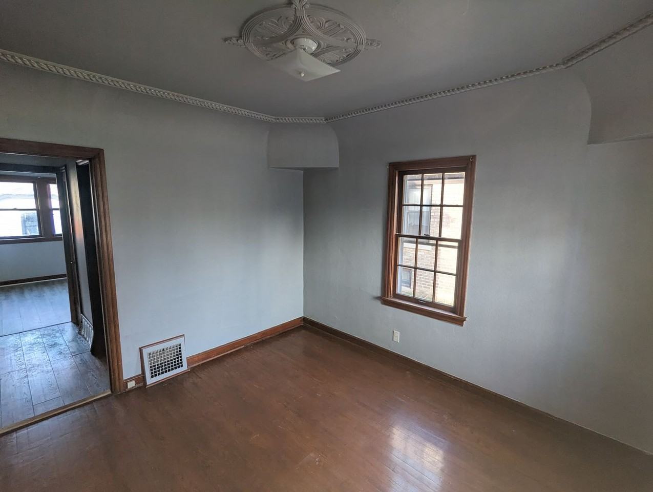 4853 N 41st St - Photo 5 of 9