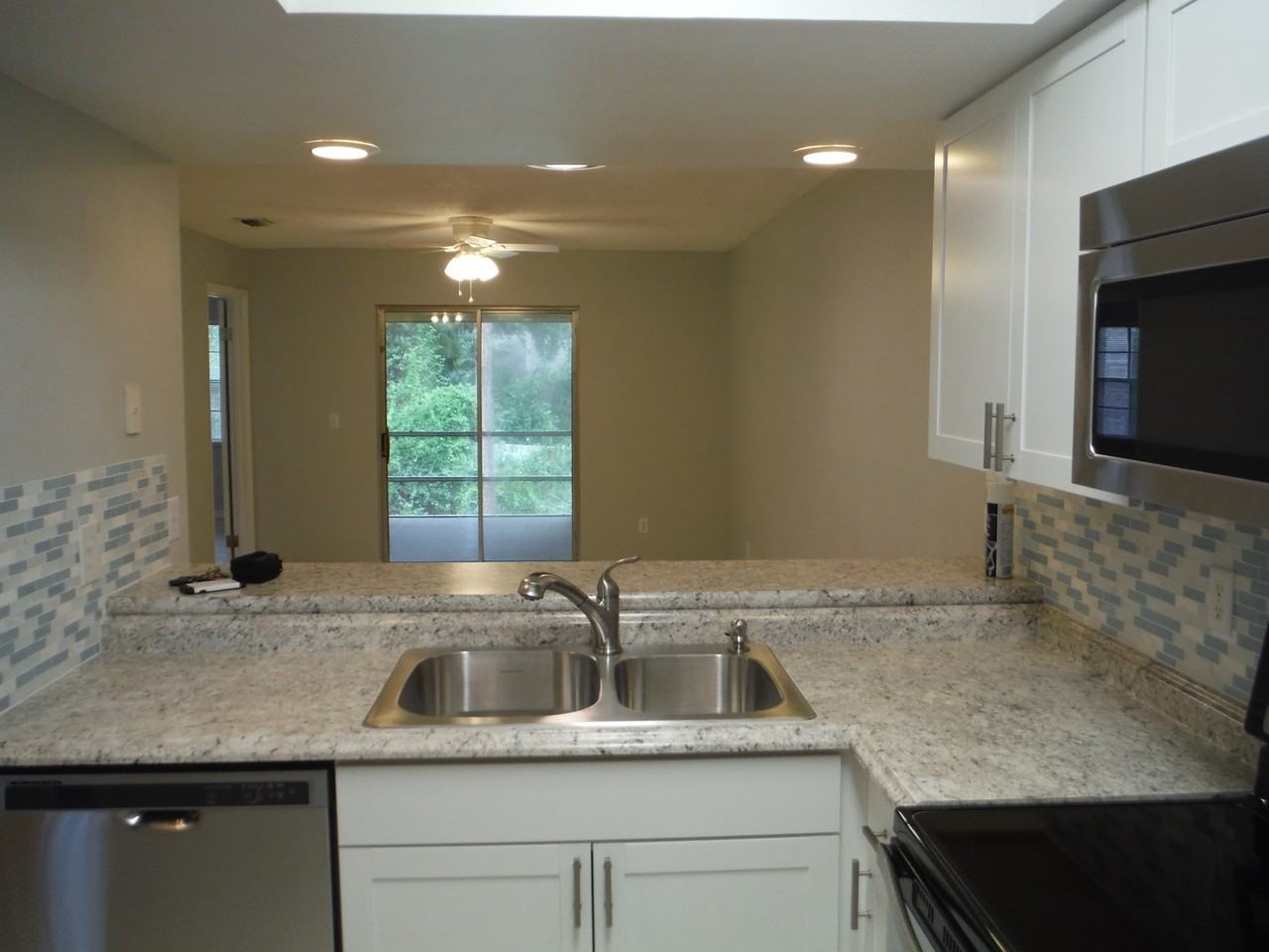 3035 Sir Hamilton Cir - Photo 5 of 33