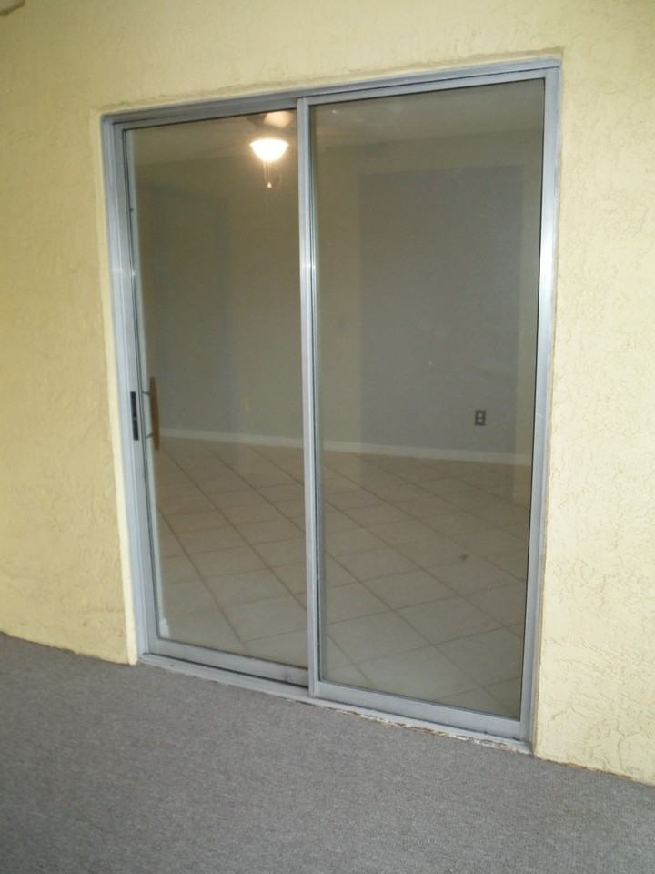 3035 Sir Hamilton Cir - Photo 2 of 33