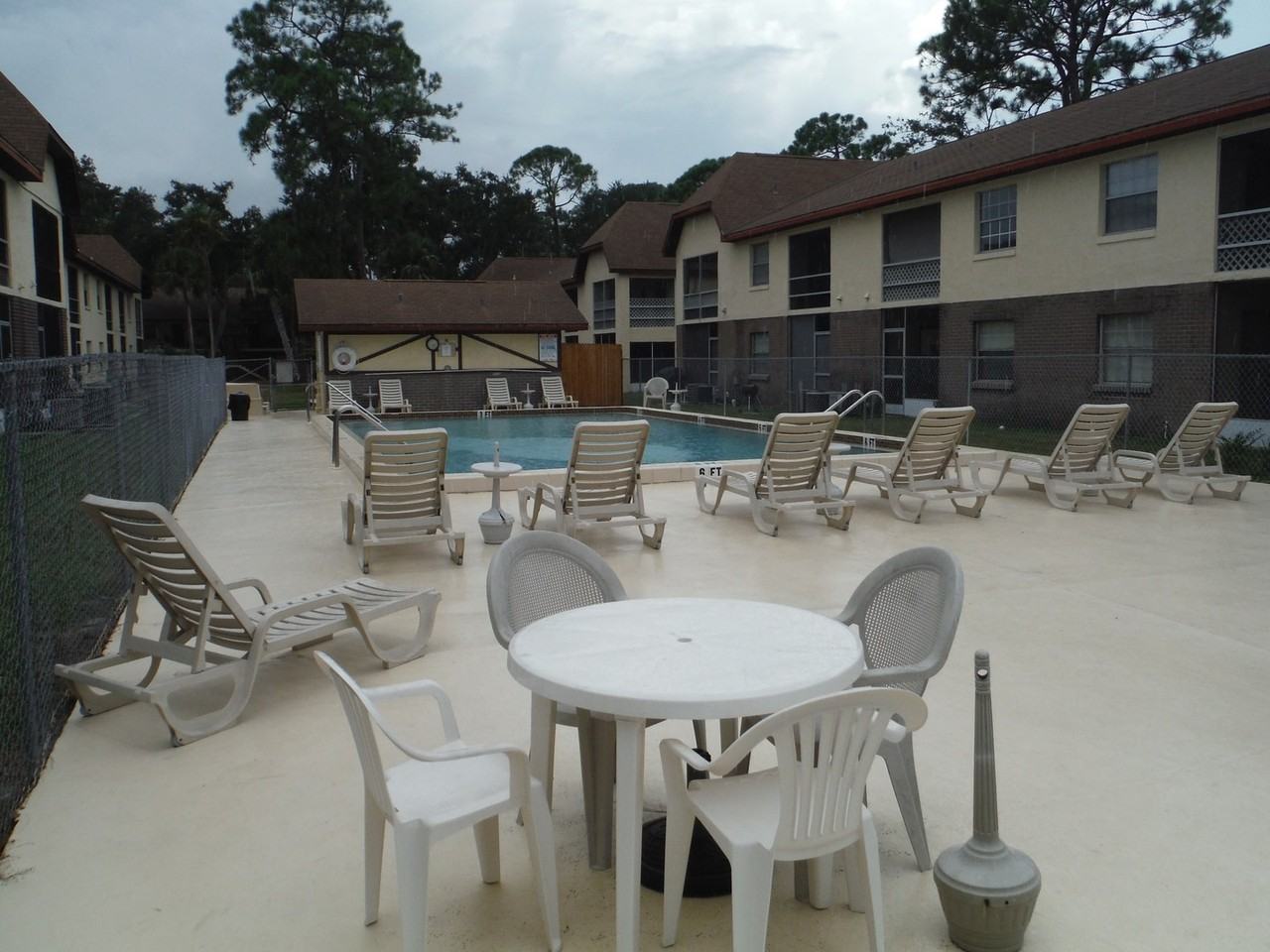 3035 Sir Hamilton Cir