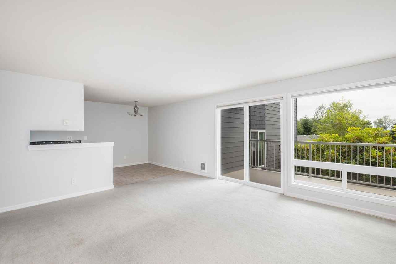 1113 Kirkland Ave - Photo 6 of 15