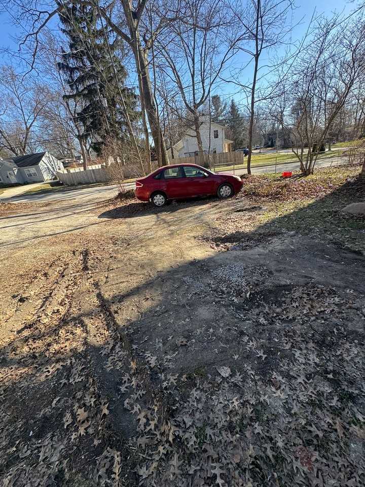 1017 Vine St Kent OH 44240 RM6 .MM .T2 - Photo 2 of 35