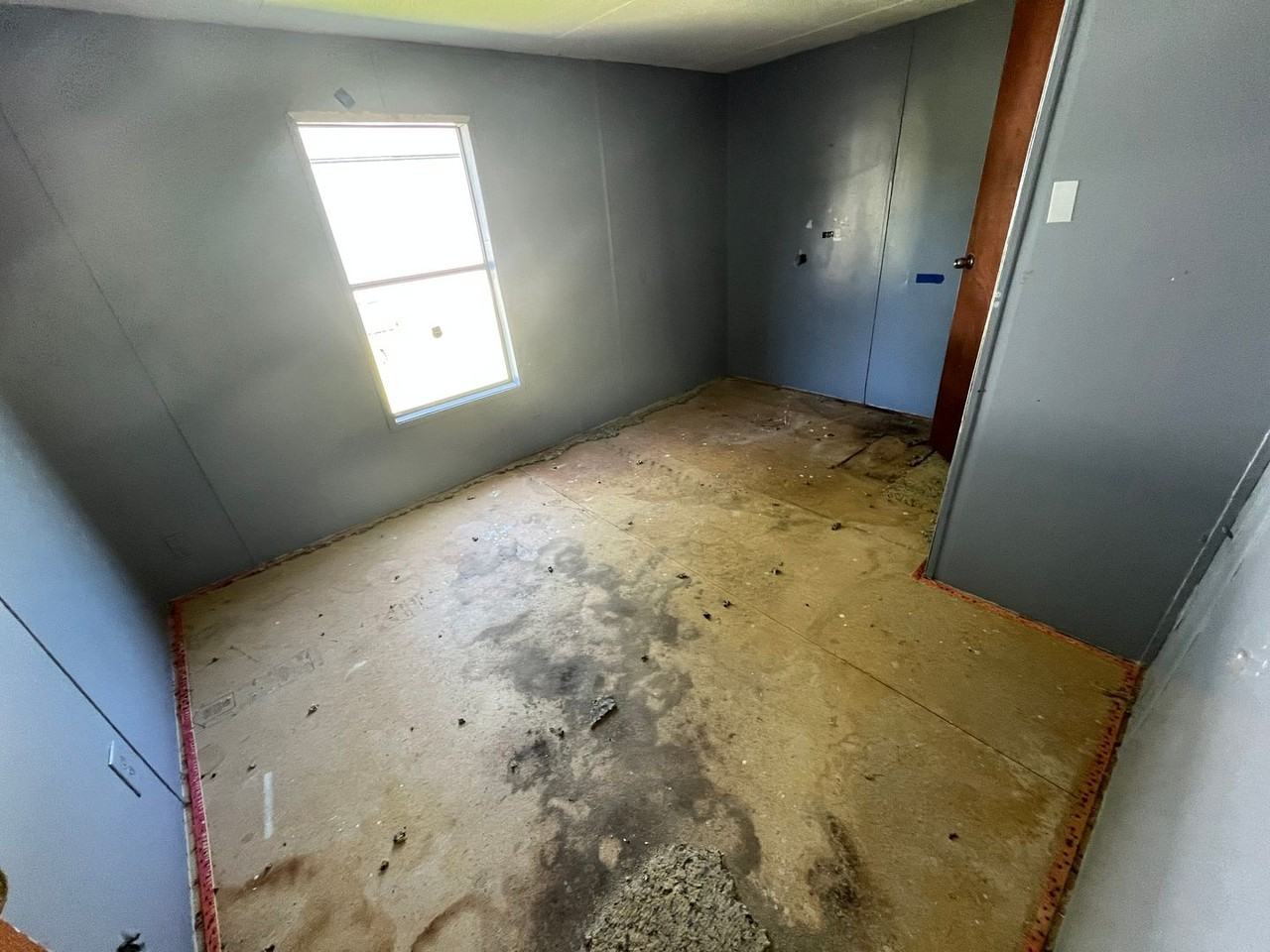 Coachlight West - Photo 5 of 17