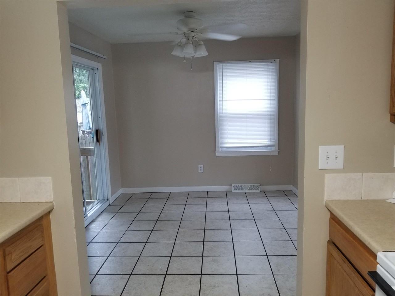 249 BIRCHWOOD #1 - Photo 3 of 11