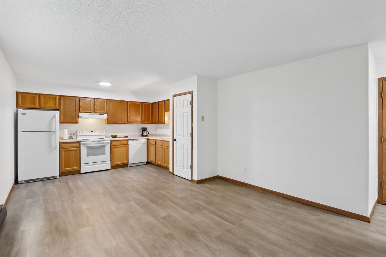 Arena Apartments III - Photo 2 of 11