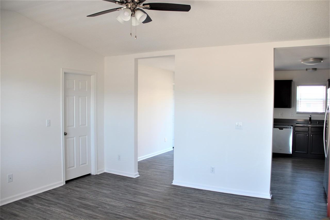 1306 Jessica St #1 - Photo 6 of 50