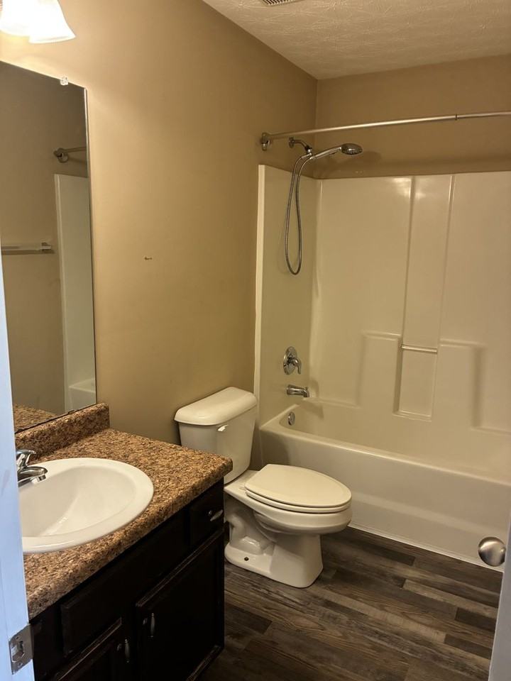 20 Mill Pond Ct - Photo 7 of 15
