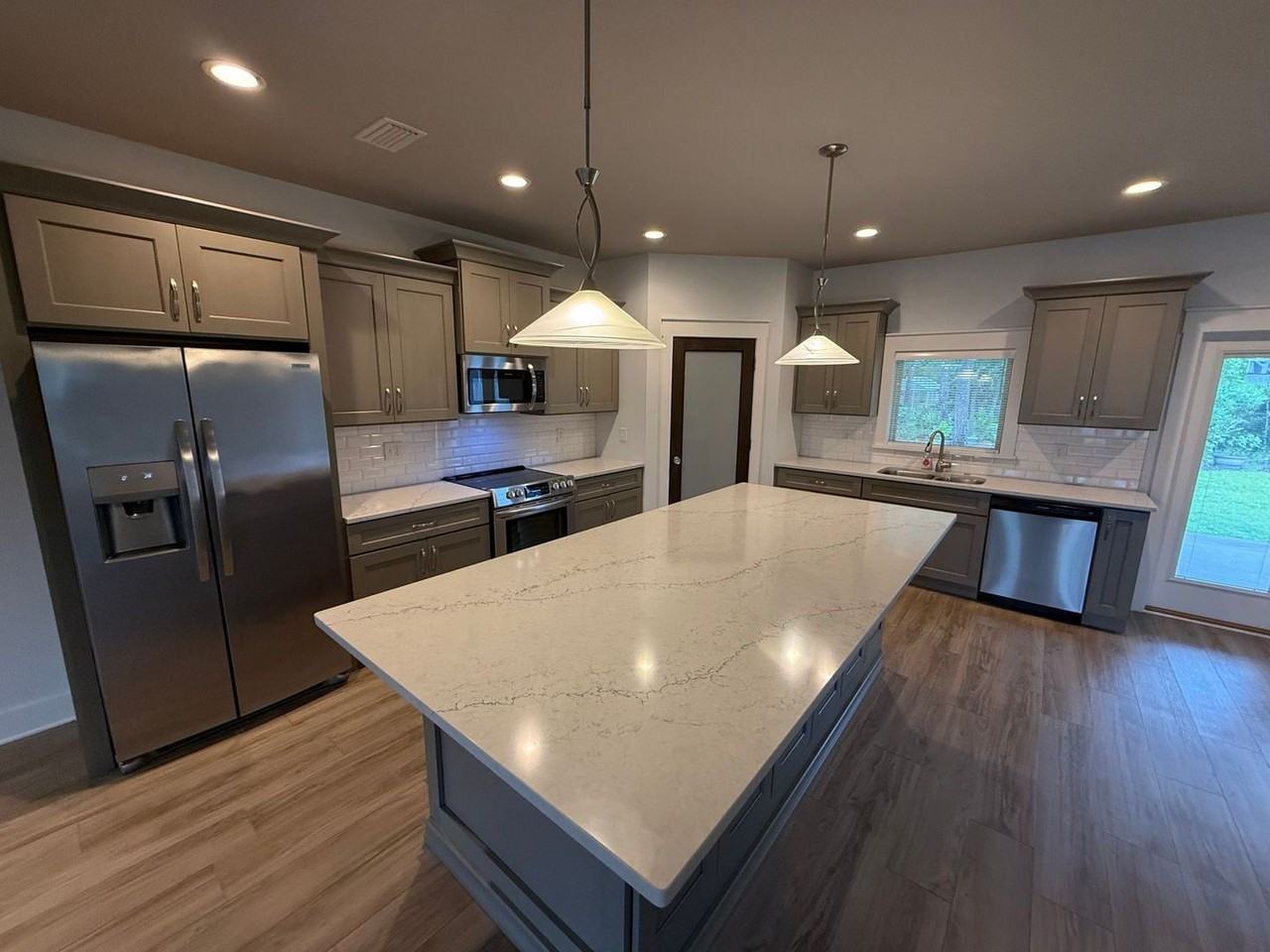 1619 Ponderosa Dr - Photo 7 of 31