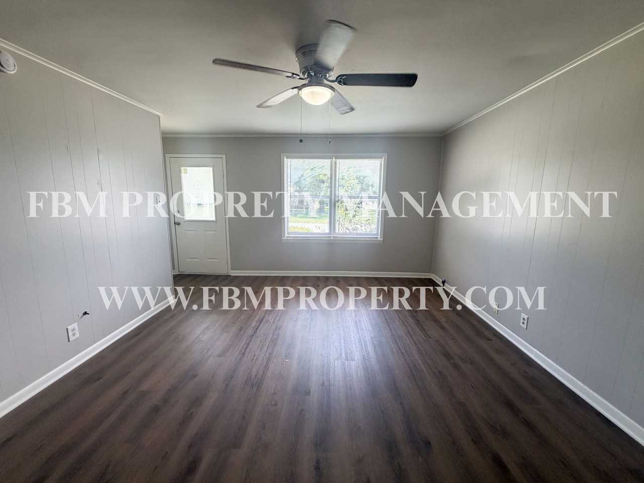 900 E 6th Ave #2 - Photo 2 of 13