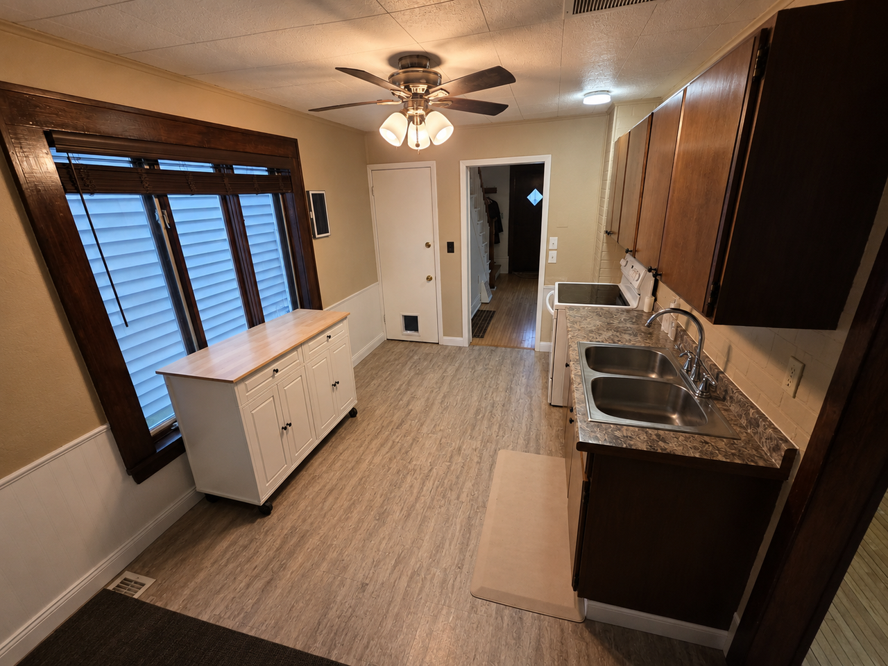 3022 Restormel St - Photo 6 of 15