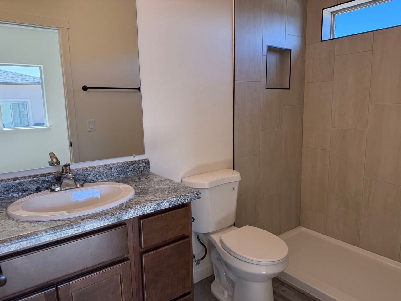 252 Sasha St - Photo 6 of 6
