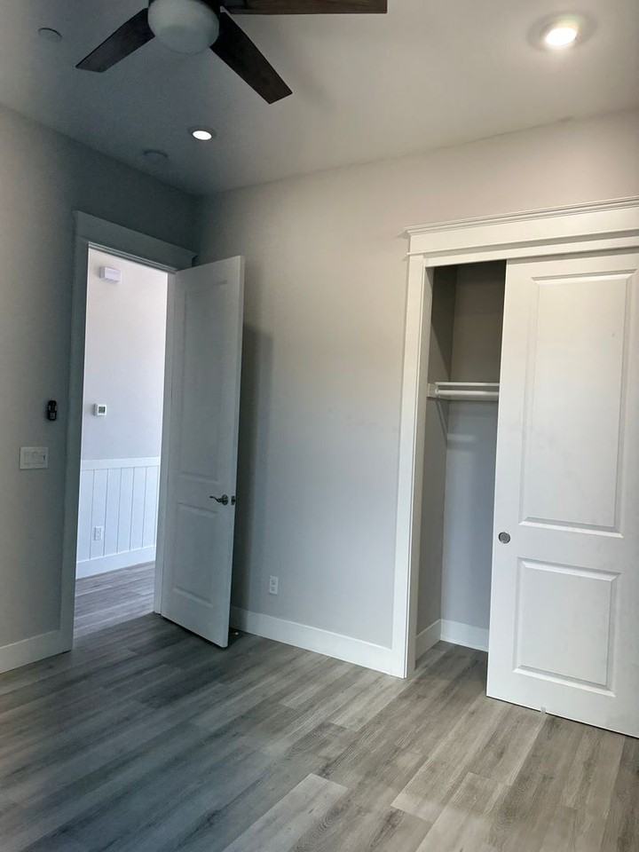 832 Pine St - Photo 6 of 16