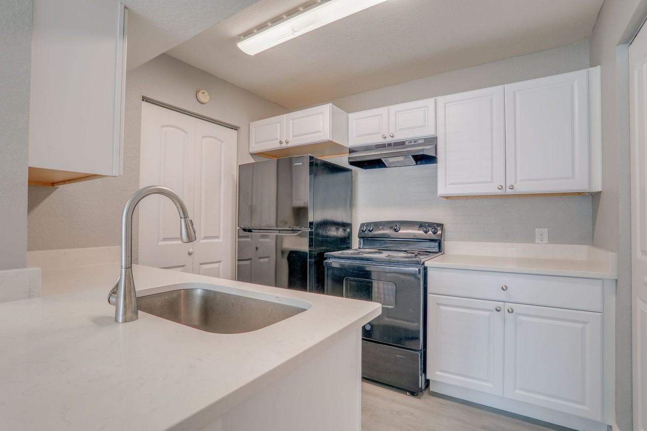 1015 S Hiawassee Rd #3514 - Photo 5 of 12