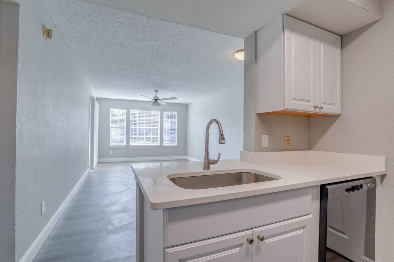 1015 S Hiawassee Rd #3514 - Photo 6 of 12